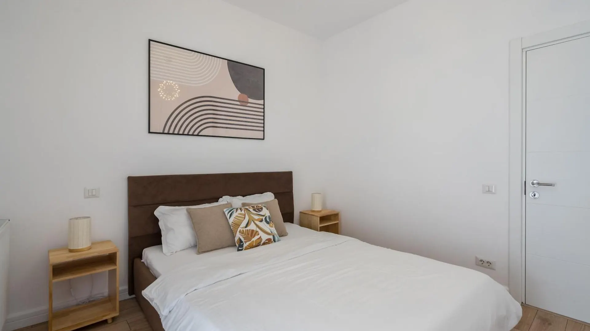 Aparthotel Uphome Suites Bucharest Romania