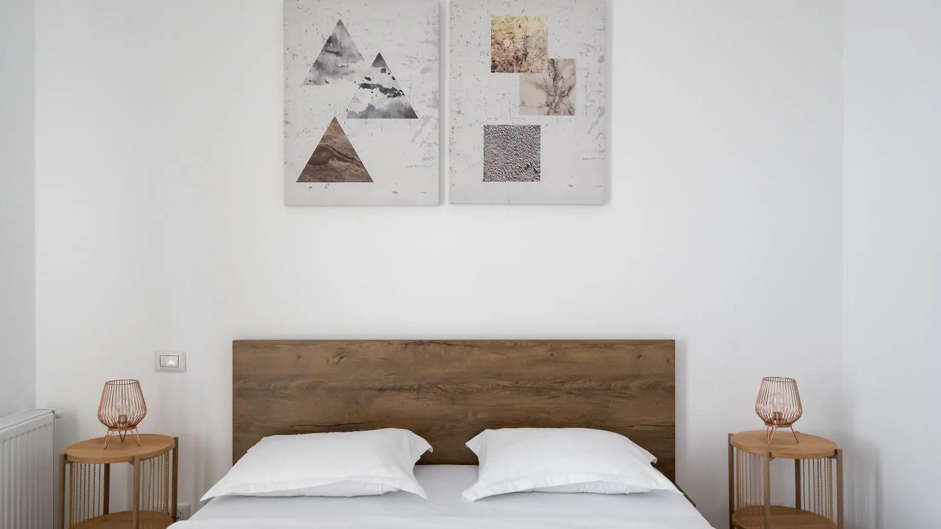 Uphome Suites Bucharest Aparthotel