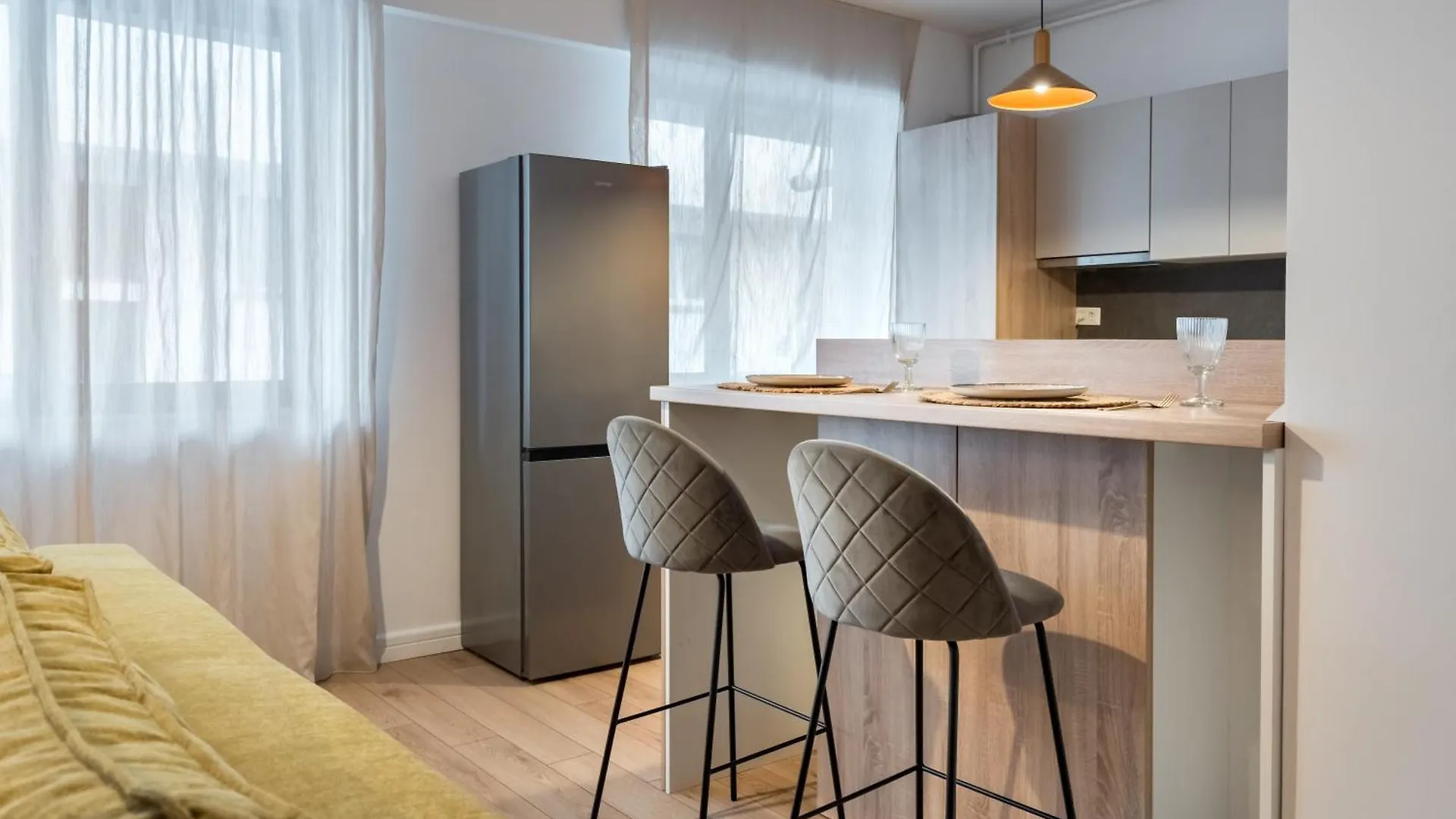 Uphome Suites Bucharest Aparthotel