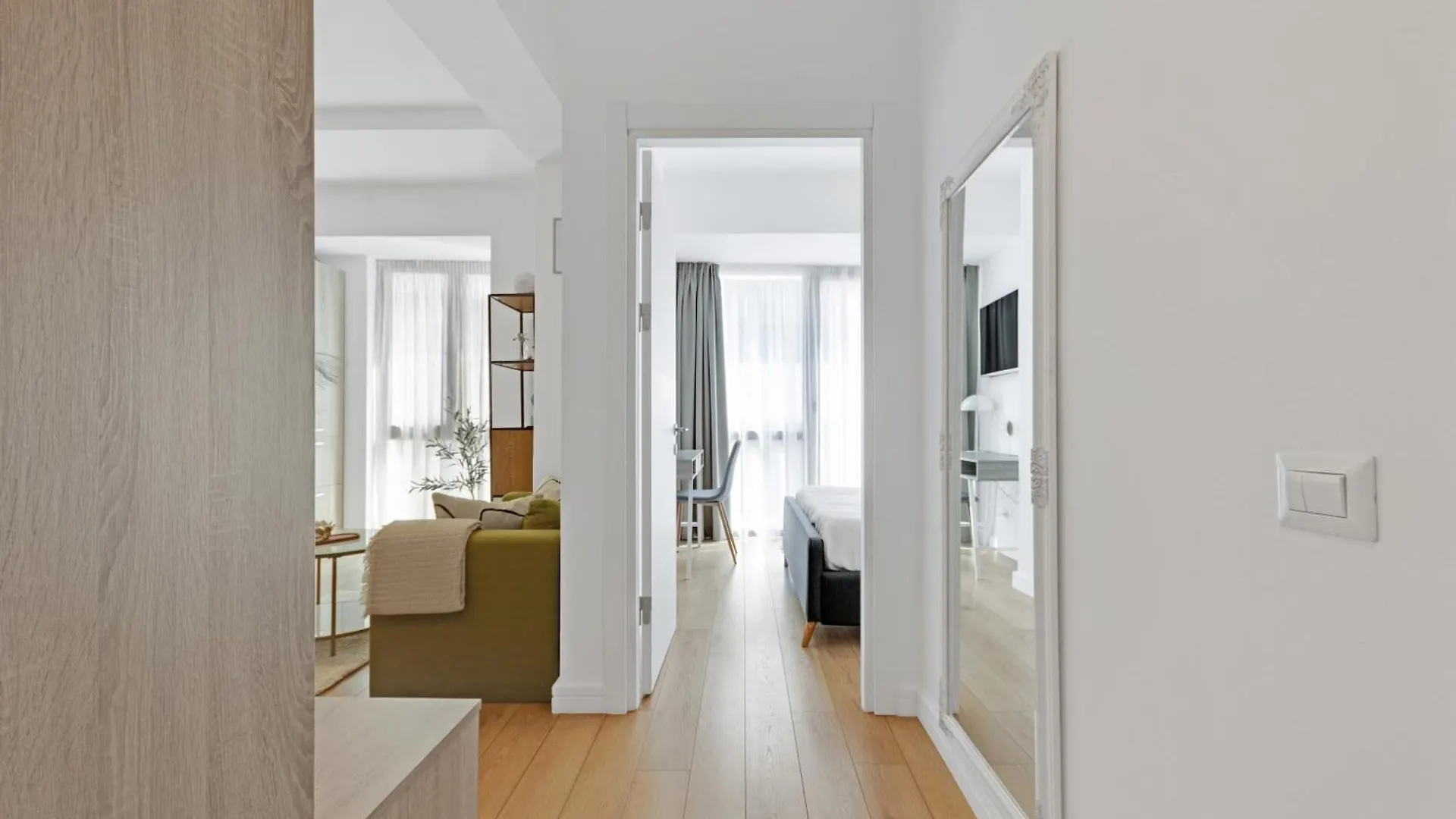 Uphome Suites Bukarest Aparthotel
