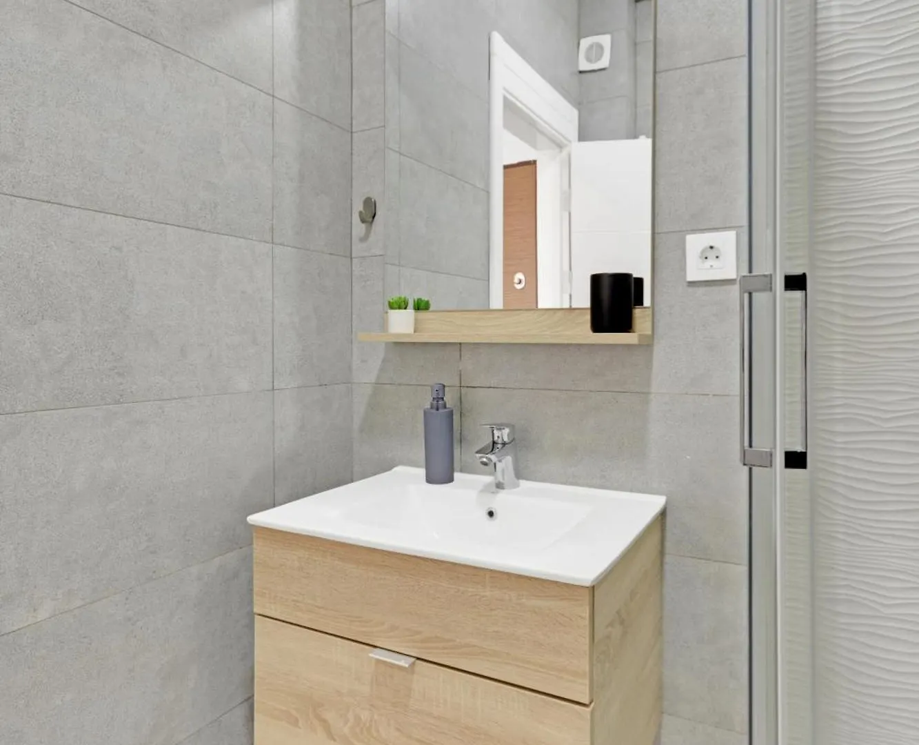 Uphome Suites Bukarest Aparthotel