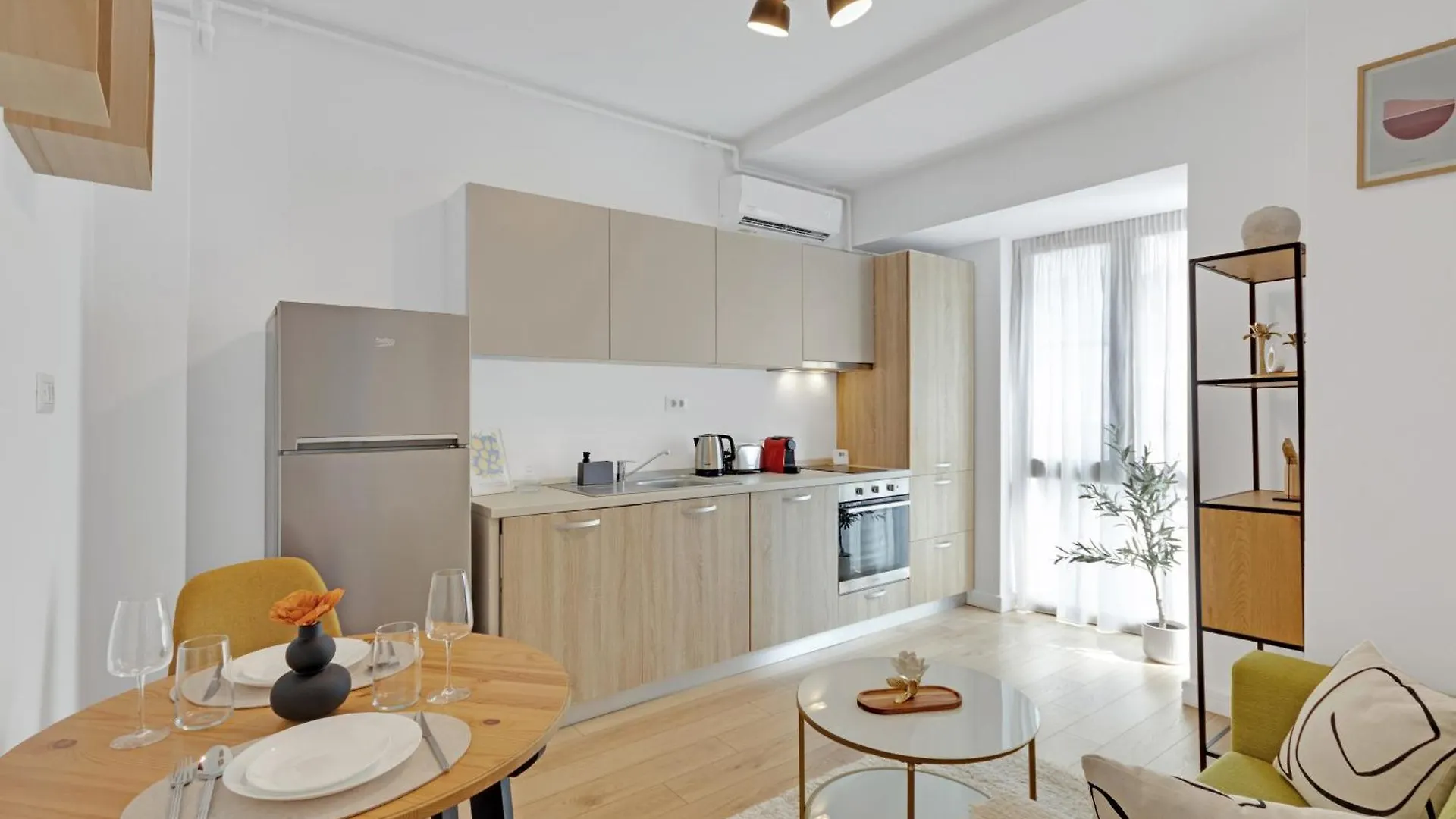Aparthotel Uphome Suites Bukarest