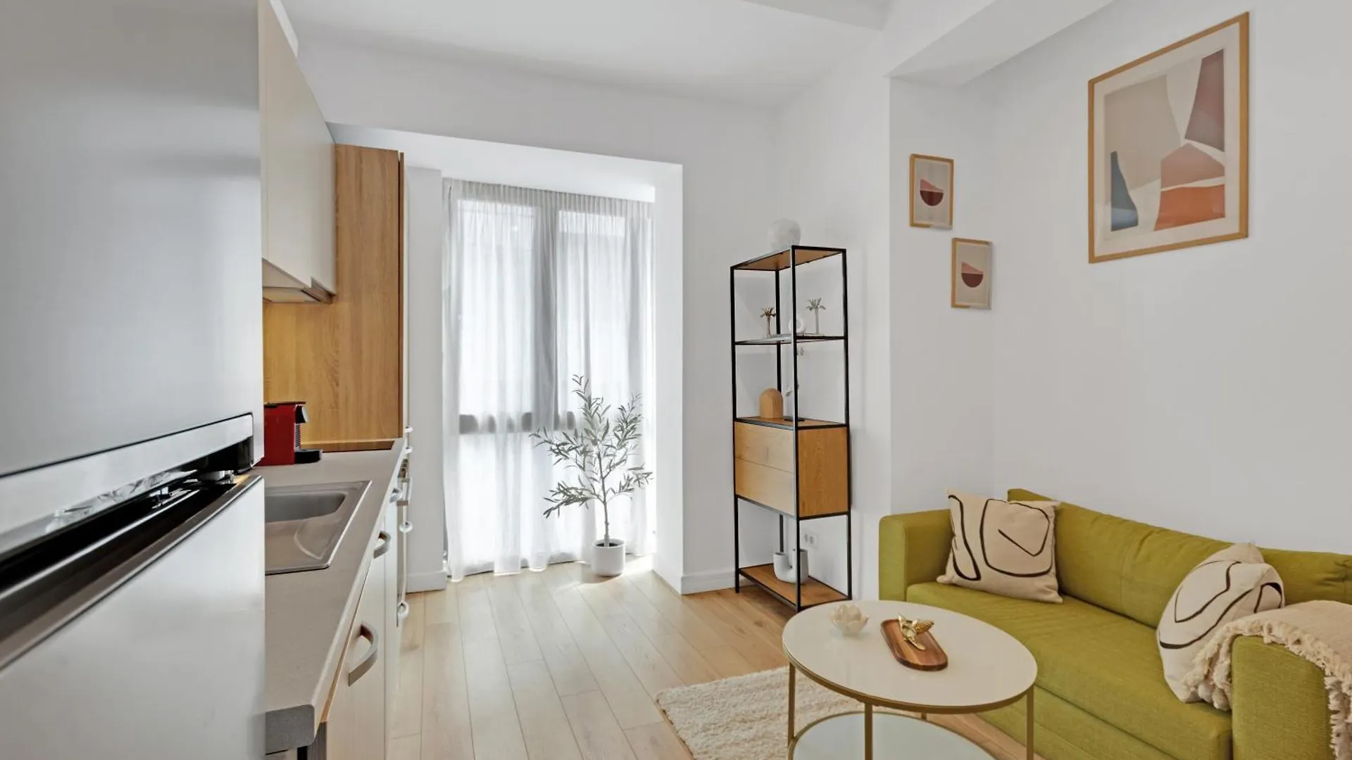 Uphome Suites Bukarest 0*,  Rumänien