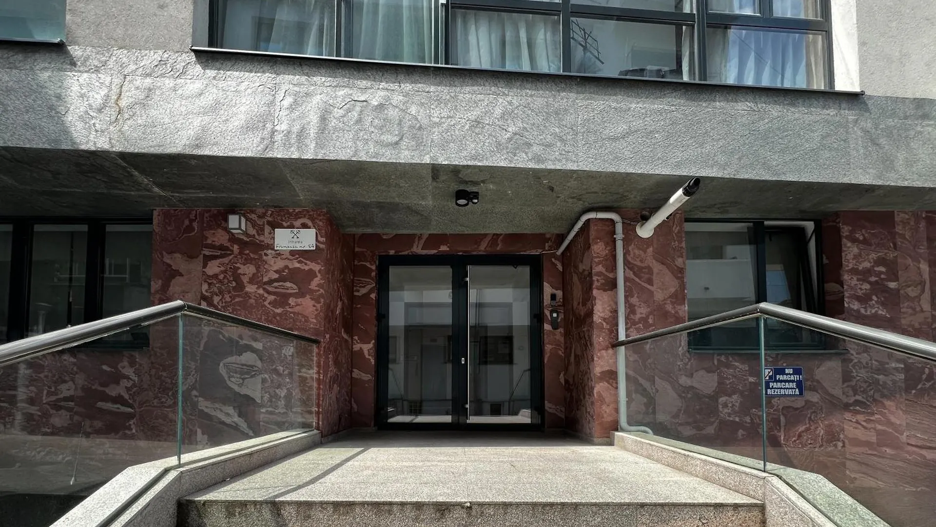 Apartmanhotel Uphome Suites Bukarest