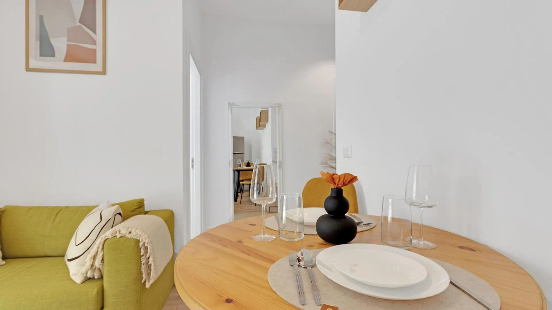 Uphome Suites Бухарест Румыния